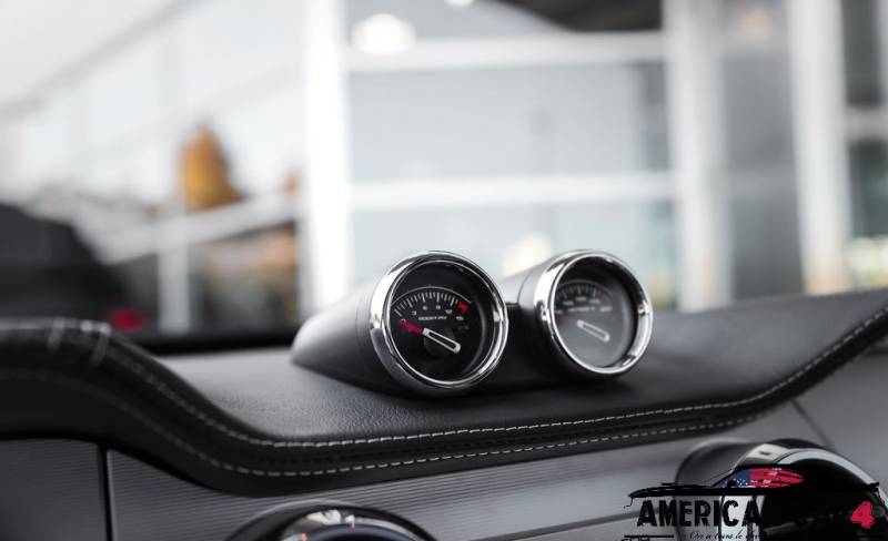 Ford Mustang Saleen SMS 25e anniversaire / 1er Main / V8 720ch