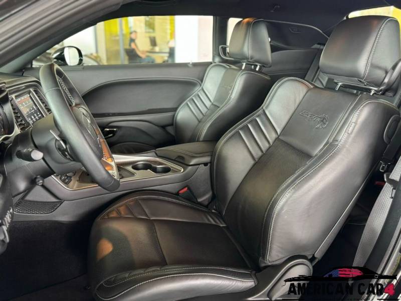 Dodge Challenger Hellcat 717ch / Première main