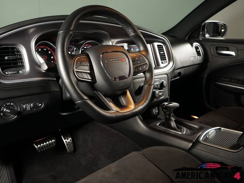 Dodge Charger 6.4 Scatpack Widebody / 1er Main