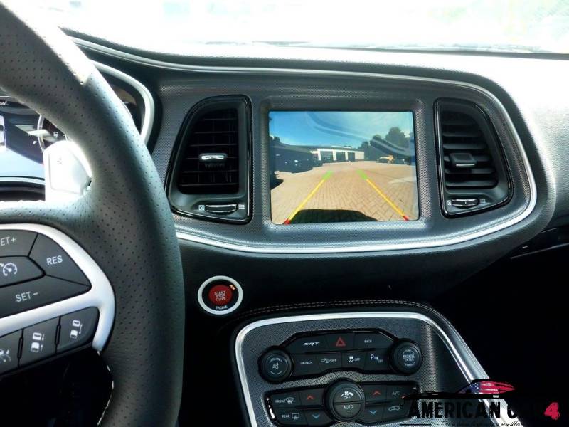 Tableau de bord Dodge Challenger 6.4 SRT / Montpellier dans l'Hérault 34