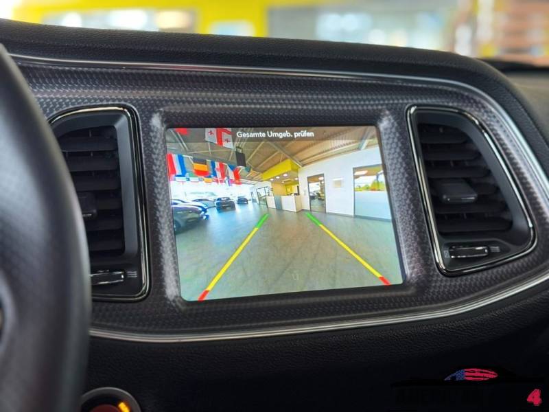 Dodge Challenger Hellcat 717ch / Première main