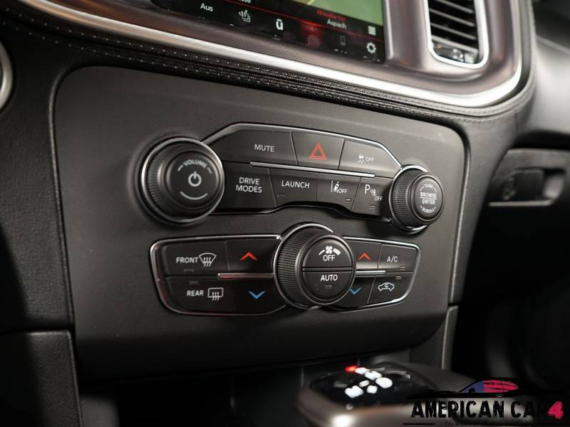 Dodge Charger 6.4 Scatpack Widebody / 1er Main