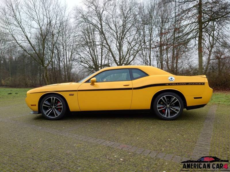 Dodge Challenger SRT8 Yellow Jacket / 1 of 1300 coté