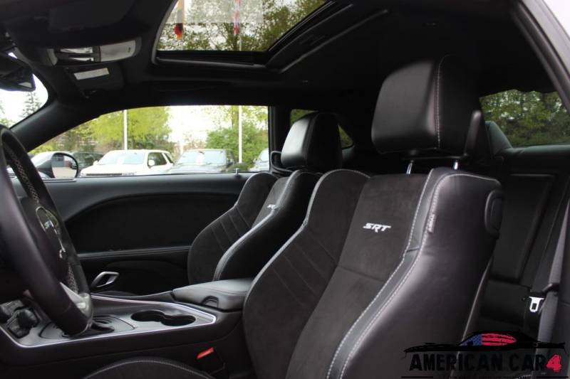 Siège Dodge Challenger 6.4 SRT / Montpellier dans l'Hérault 34