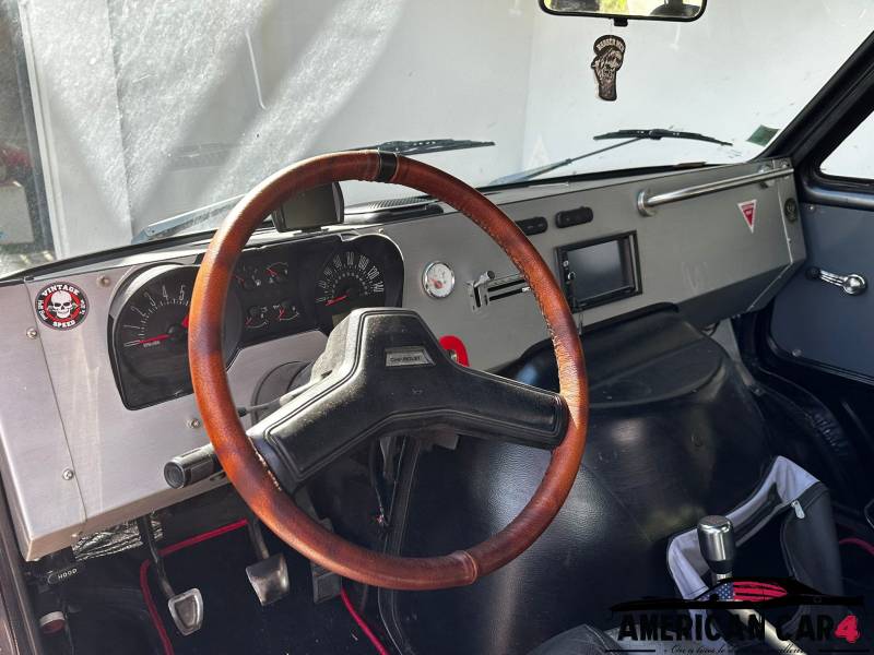 Chevrolet G20 Unique / Swap 5.0 V8 Mustang volant