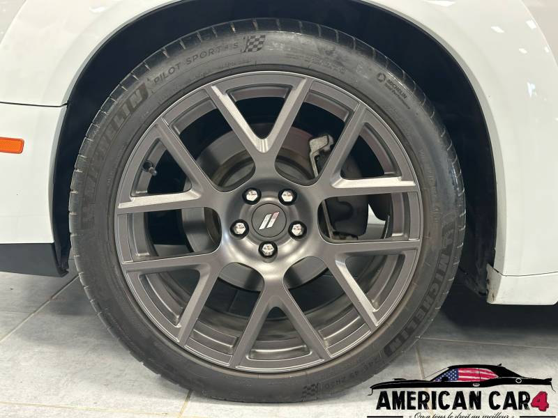 Dodge Challenger R/T 5.7L V8