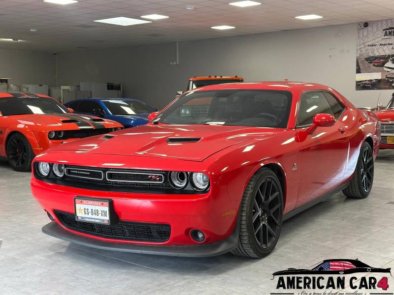 Dodge Challenger R/T Scat Pack – V8 6.4L HEMI 470 ch