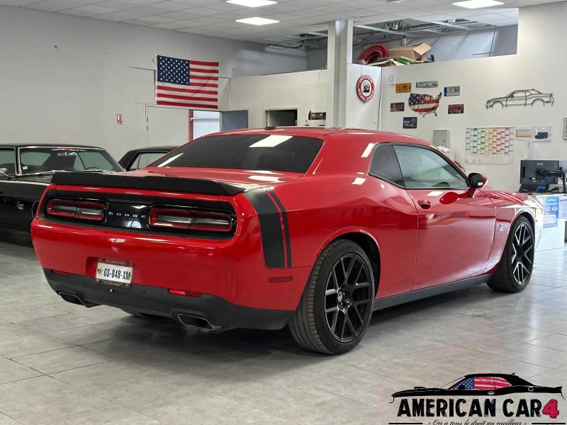 Dodge Challenger R/T Scat Pack – V8 6.4L HEMI 470 ch