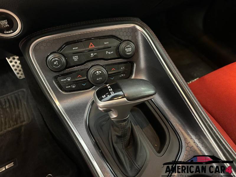 Dodge Challenger R/T Scat Pack – V8 6.4L HEMI 470 ch