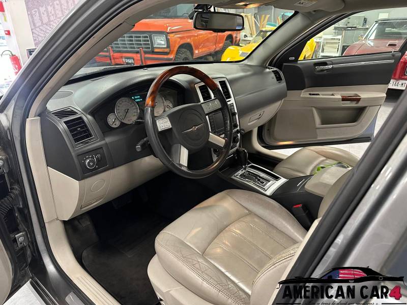 Chrysler 300C Break 5.7L V8 4x4 Flexfuel