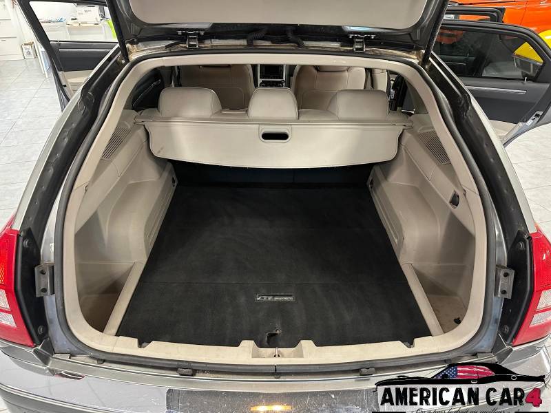 Chrysler 300C Break 5.7L V8 4x4 Flexfuel