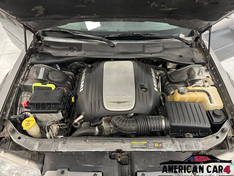 Chrysler 300C Break 5.7L V8 4x4 Flexfuel