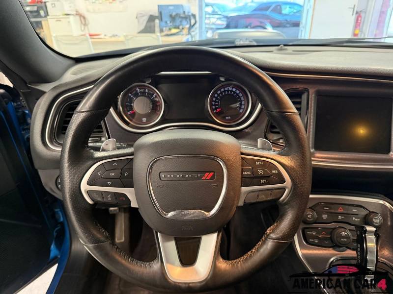 Dodge Challenger R/T Scatpack  Shaker 6.4 V8 492 ch – 2017 – 93 200 km