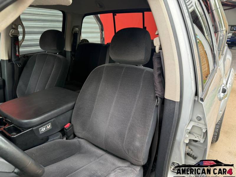 Dodge RAM 1500 4.7 Magnum visible dans nos locaux à Montpellier dans l'Hérault