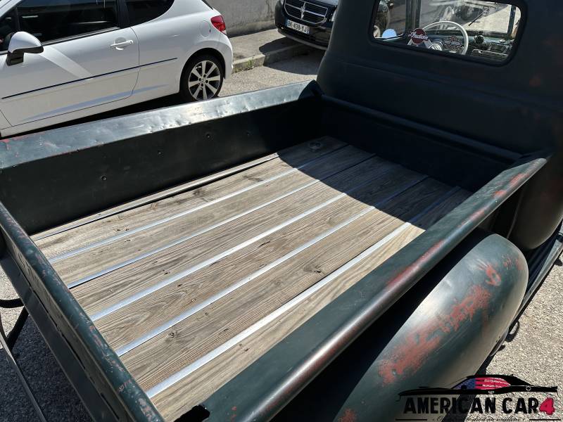 Chevrolet 3100 Pick-up Rat-rod / V8 350ci / Air-ride