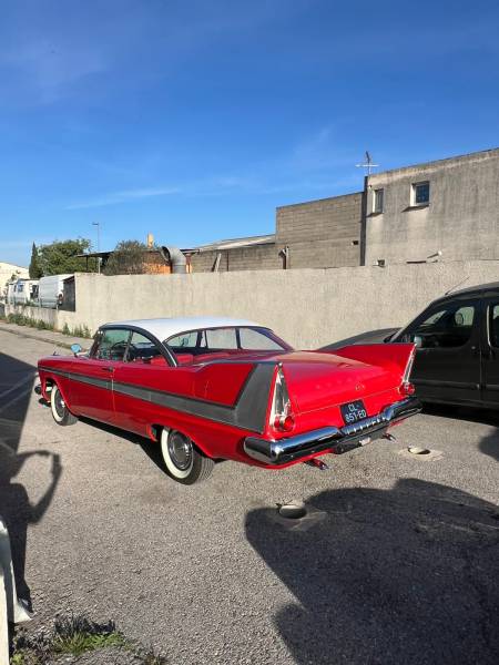 Location de voitures américaines avec chauffeur pour vos mariage à Montpellier