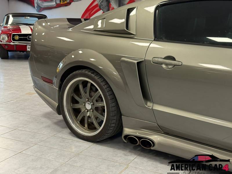 Ford Mustang GT 4.6 V8 Kit Cervini 