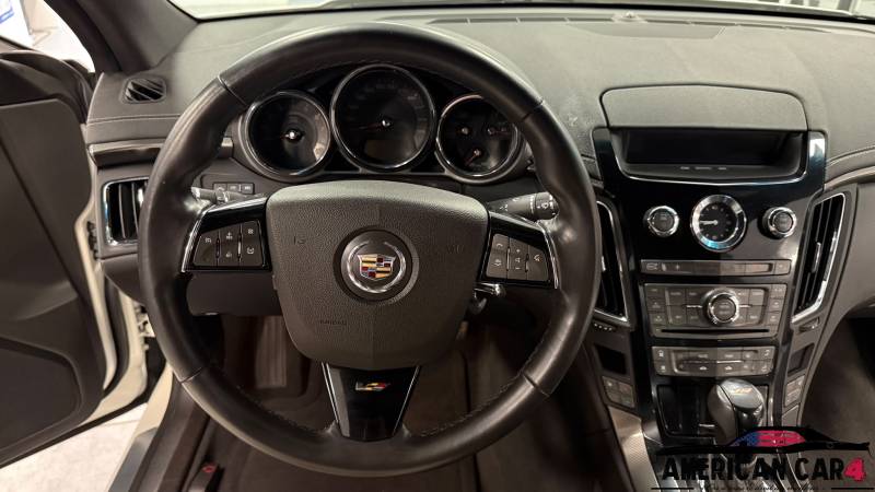 Cadillac CTS-V Coupé 2011 – V8 6.2L Supercharged 560 ch | Disponible en stock chez American Car4