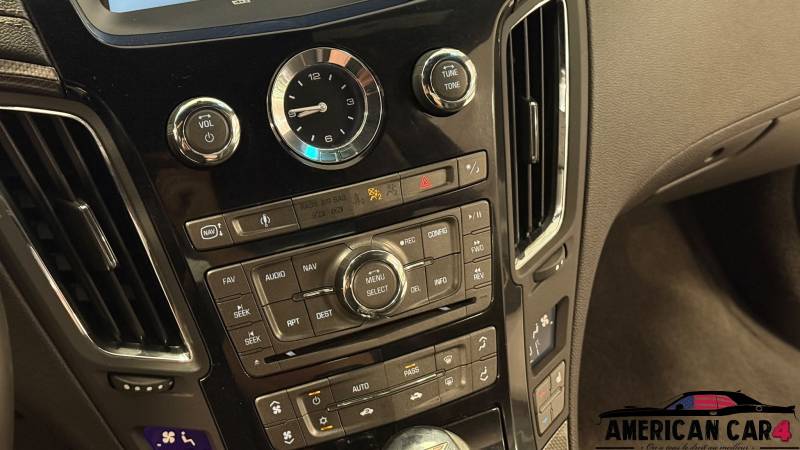 Cadillac CTS-V Coupé 2011 – V8 6.2L Supercharged 560 ch | Disponible en stock chez American Car4
