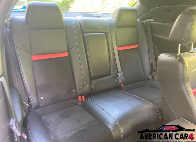 Dodge Challenger SRT8 2010 – V8 6.1L HEMI | Import sur commande