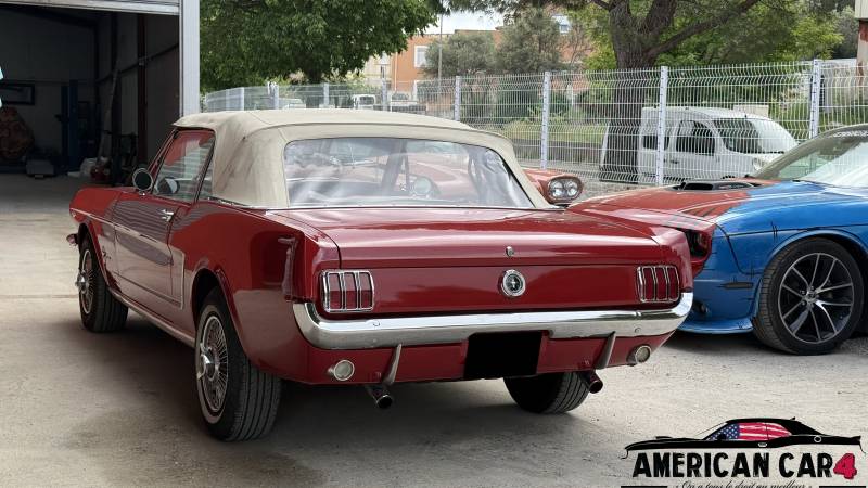 Ford Mustang Cabriolet 1965 – V8 289 ci | Disponible en stock chez American Car4