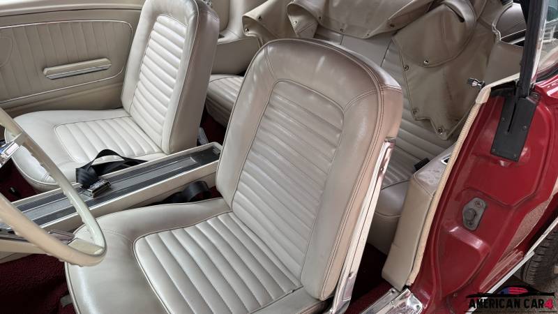 Ford Mustang Cabriolet 1965 – V8 289 ci | Disponible en stock chez American Car4