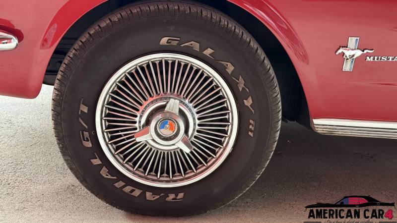 Ford Mustang Cabriolet 1965 – V8 289 ci | Disponible en stock chez American Car4